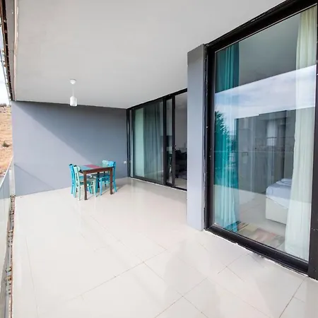 빌라 Secluded And Comfortable With Shared Pool And Gym In Milas